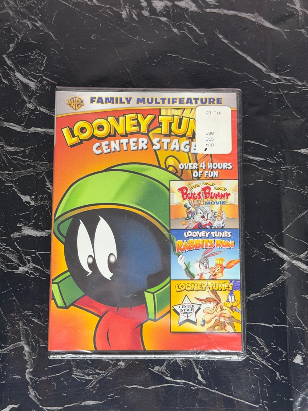 NEW Completely sealed LOONEY TUNES DVD